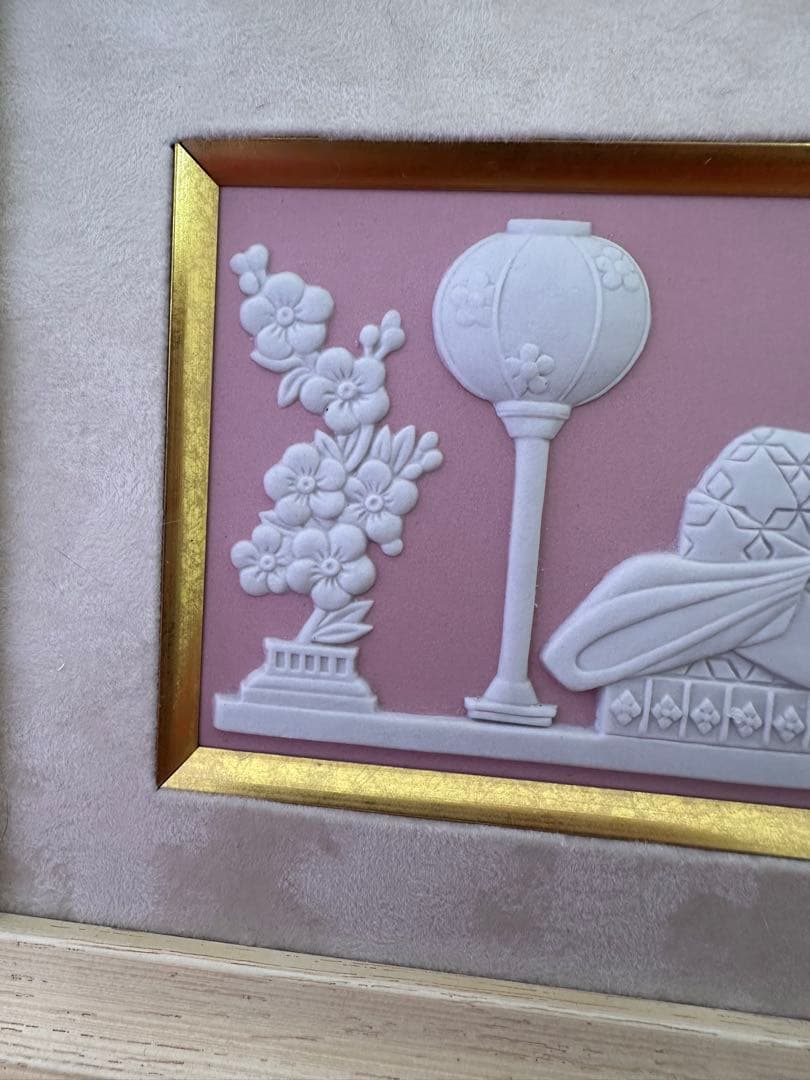 ウェッジウッド　雛人形の装飾付き木製フレーム　ひな祭り　お雛様