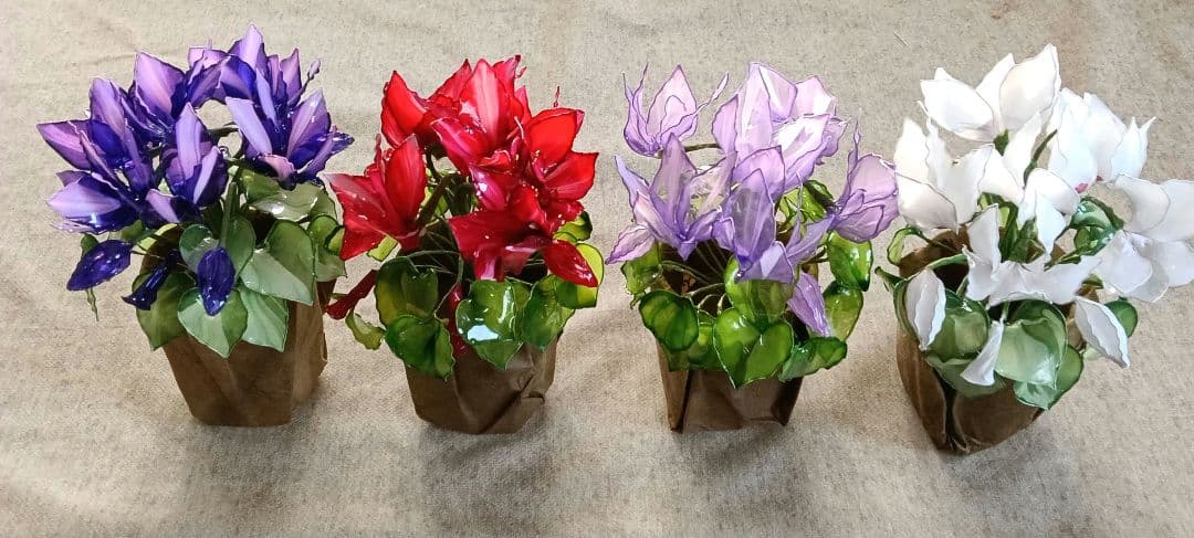 アメリカンフラワー　ディップフラワー　シクラメン　冬