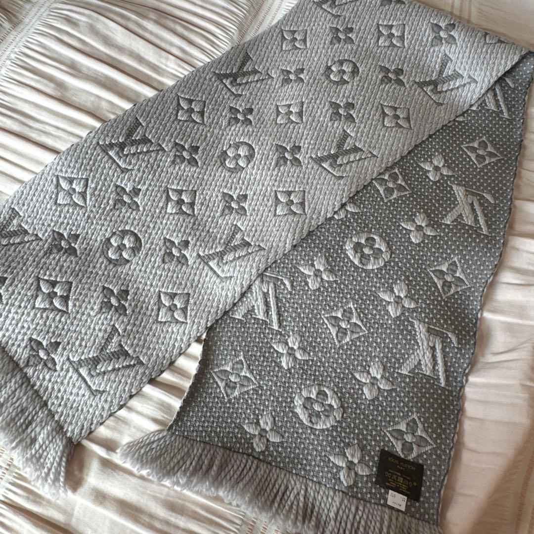 ルイヴィトン マフラー エシャルプ ロゴマニア グリペルル グレー M74742