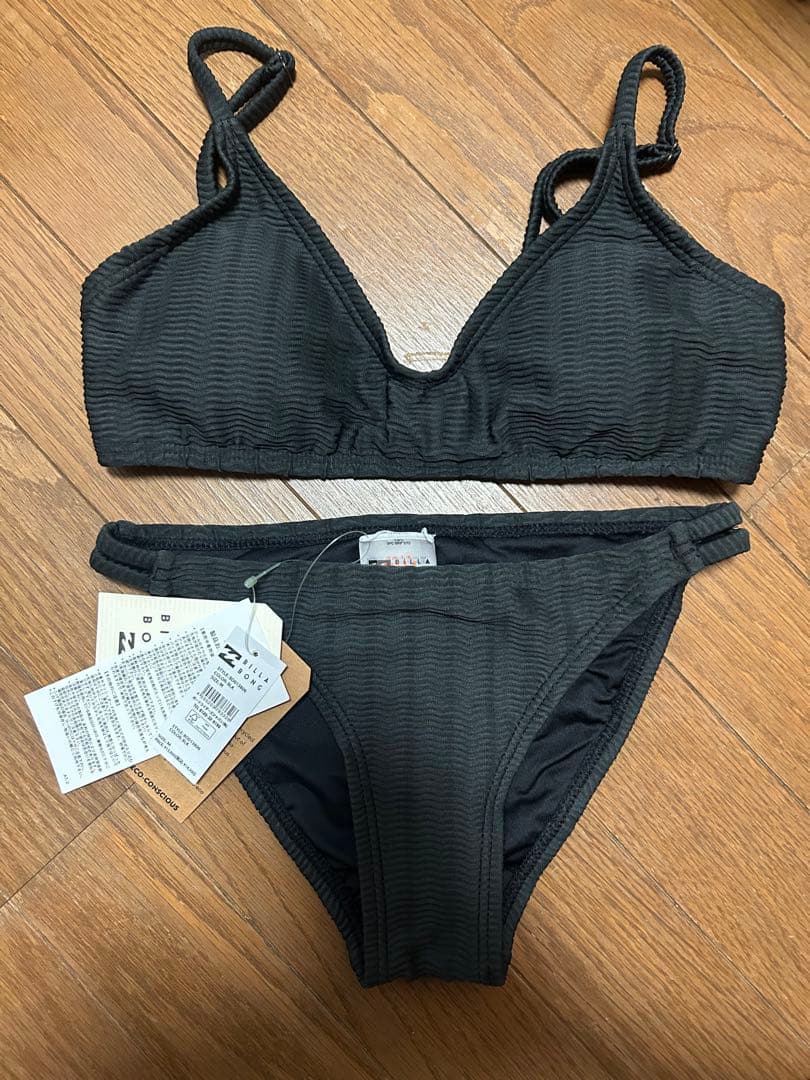 ビラボン　Billabong ブラックセパレート水着 新品タグ付き