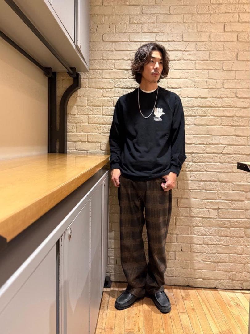 大人気！HYS 長袖Tシャツ【HYS HITCHHIKING CLUB】 黒M