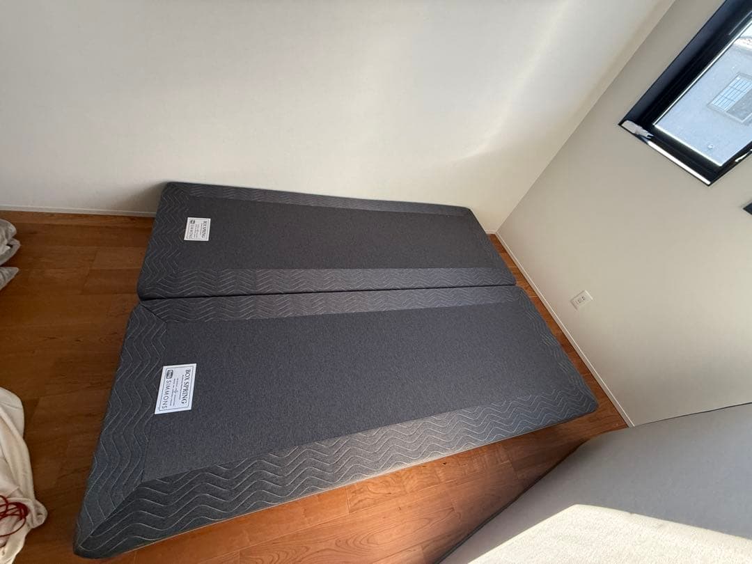 シモンズ LUXE アルティメイトピロートップ　クィーンサイズ ダブルクッション