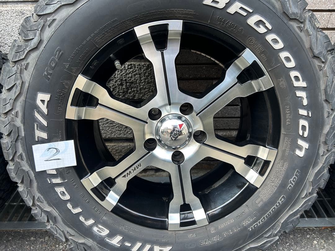 MKW MK36 7J グッドリッジAT 235 70 R16 デリカD5に使用