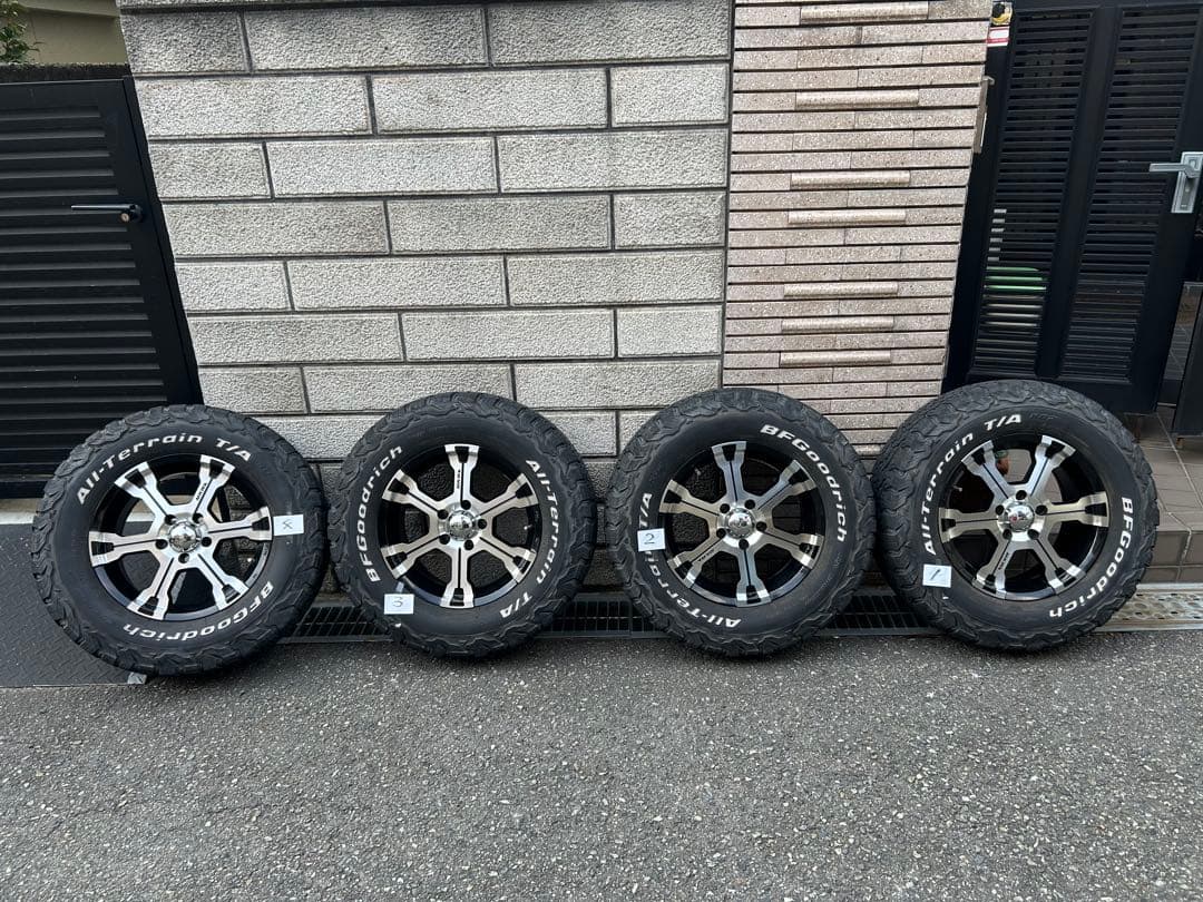MKW MK36 7J グッドリッジAT 235 70 R16 デリカD5に使用