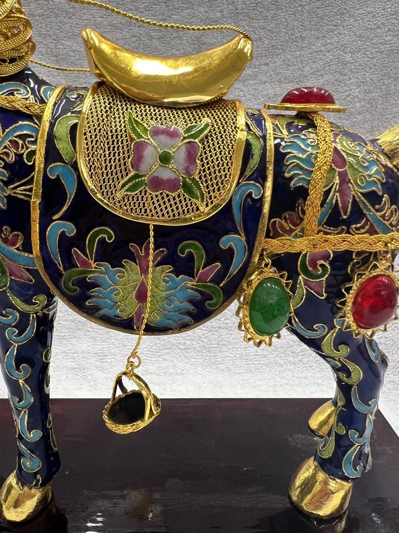 中国工芸　七宝焼　馬　金工細工馬置物