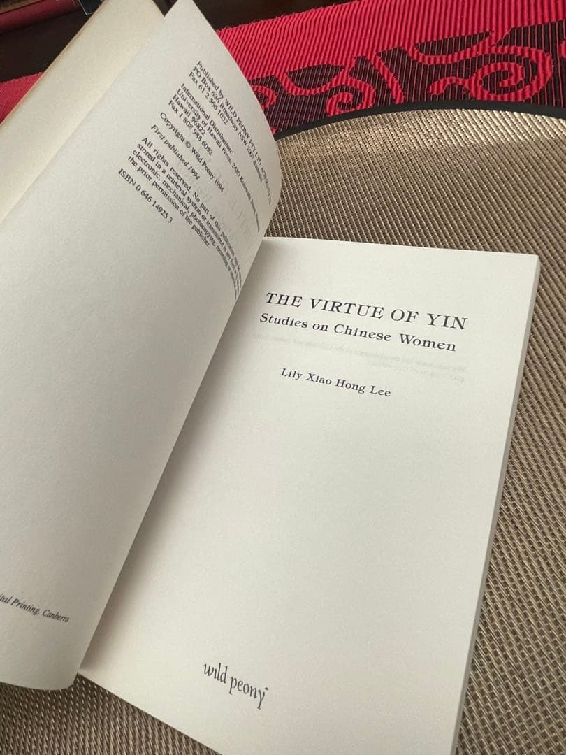 洋書 THE VIRTUE OF YIN Studies on Chinese Wom