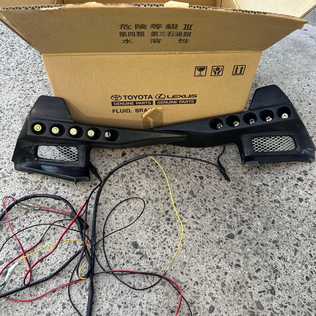 ￼クラウン210前期フォグランプ