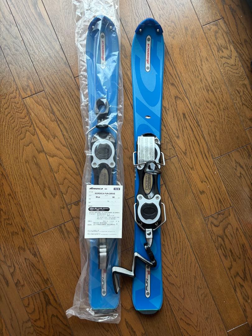 ノルディカ　ショートスキー2本セット【未使用品】