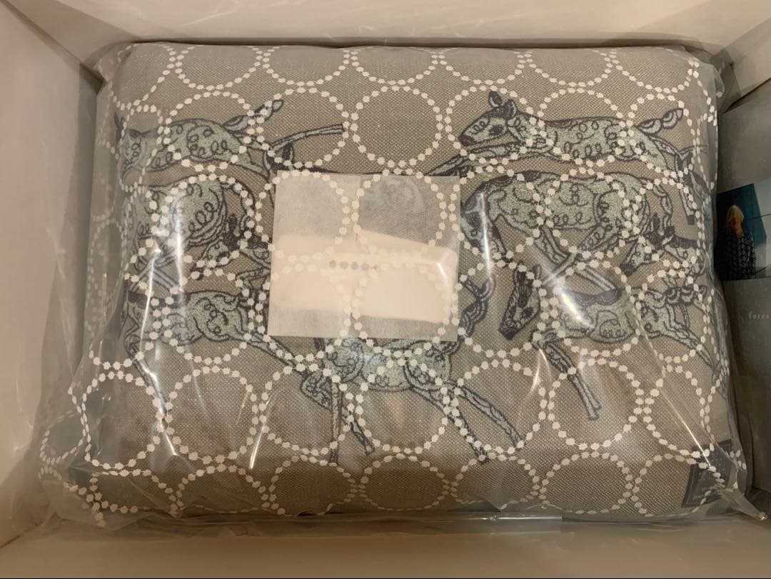 【新品Lサイズ】ミナペルホネン papurikko cushion