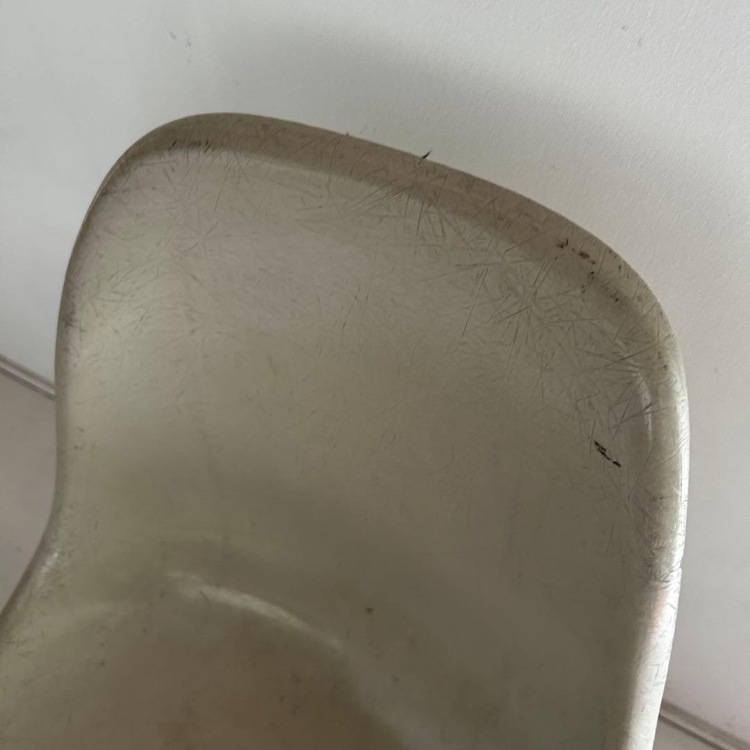 ハーマンミラー イームズ サイドシェルチェア キャスター付き コントラクトベース