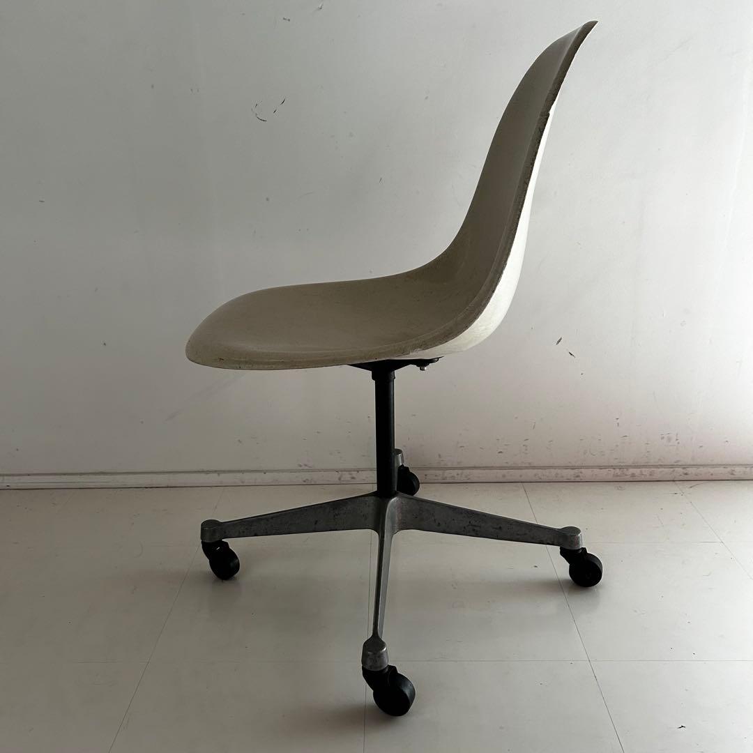 ハーマンミラー イームズ サイドシェルチェア キャスター付き コントラクトベース