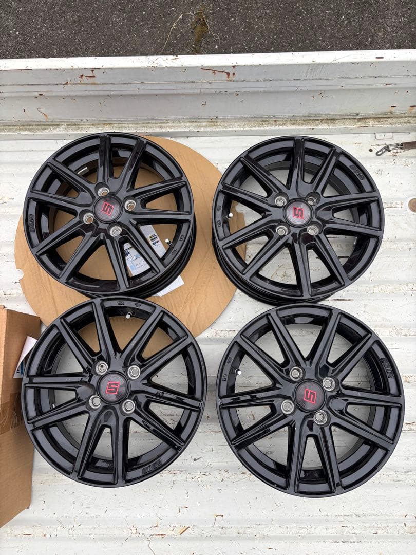 アルミホイール　14インチ