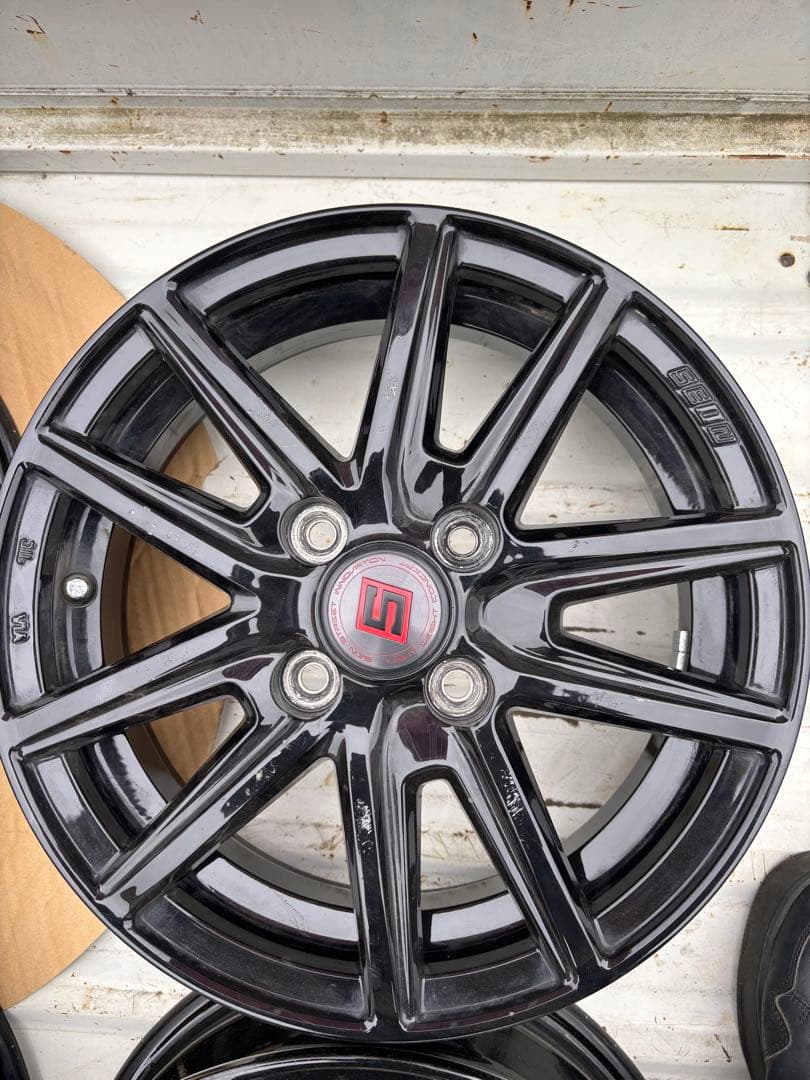 アルミホイール　14インチ