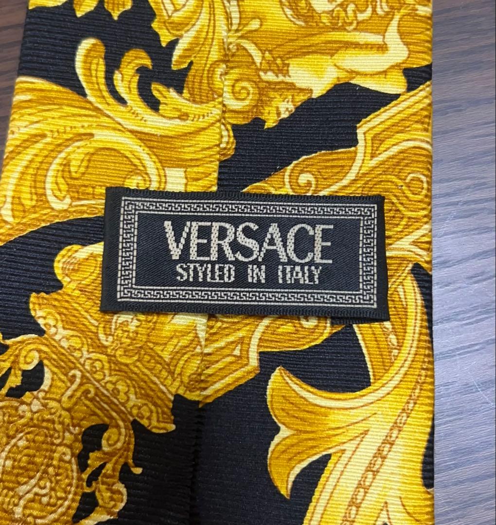 極美品 VERSACE ネクタイ バロック柄 総柄