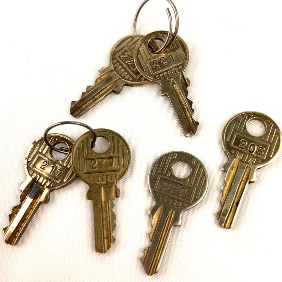 ルイヴィトン パドロック 旧デザイン 4個まとめて 南京錠 カデナ ゴールド