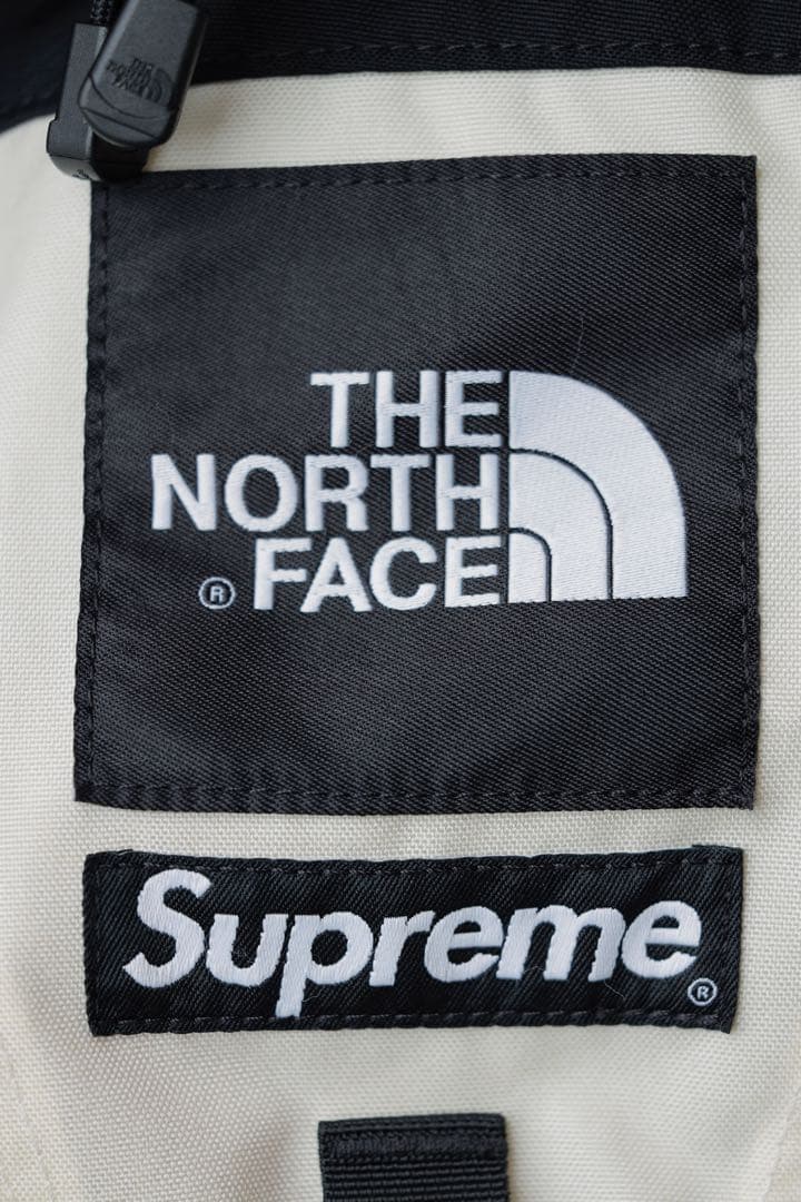 シュプリームThe North Face バックパック 18FW中古