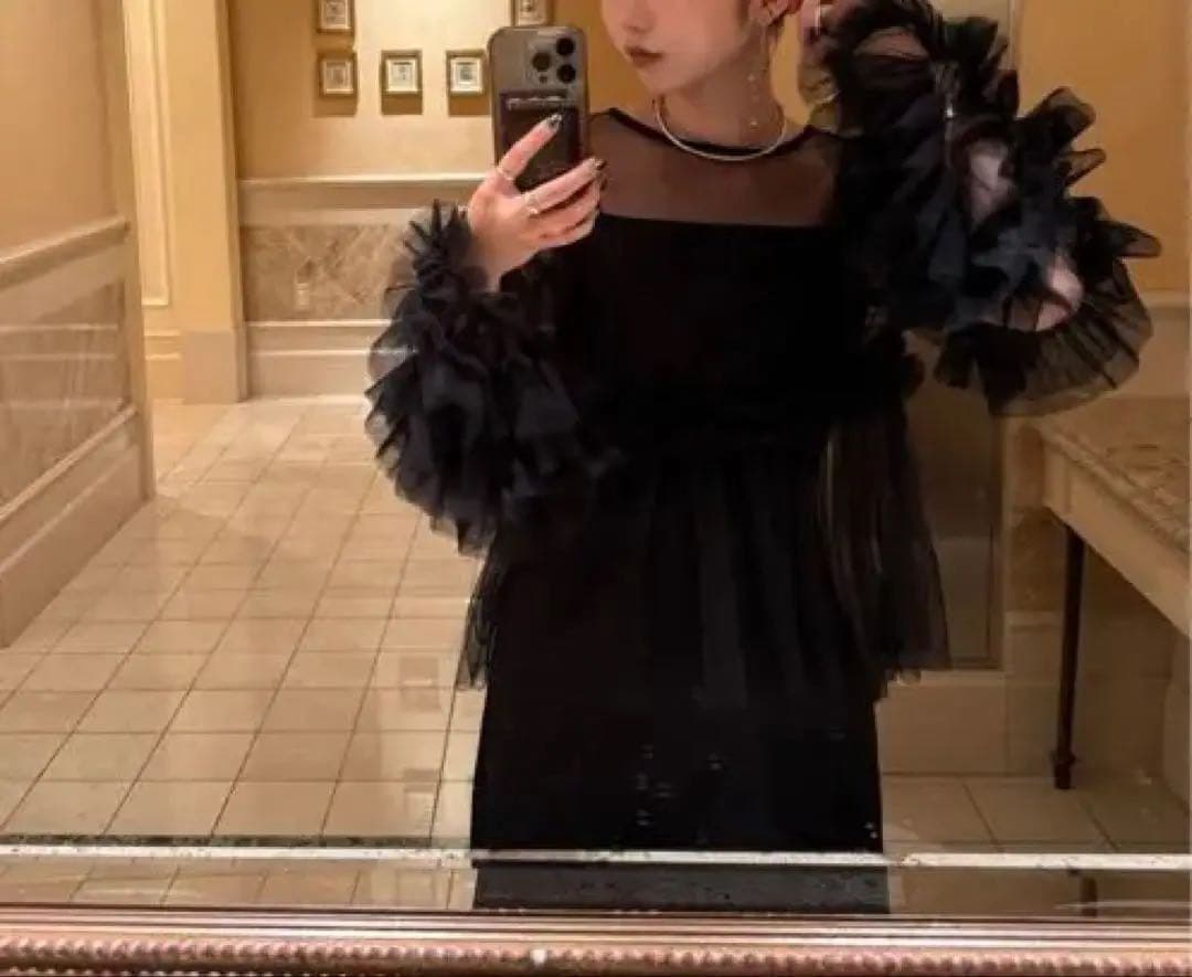 Elegant volume sleeves　セットキャミドレス