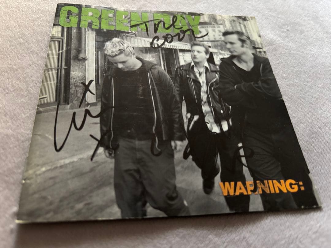 レアGREEN DAY 直筆サインCDWARNING グリーンデイパンクpunk