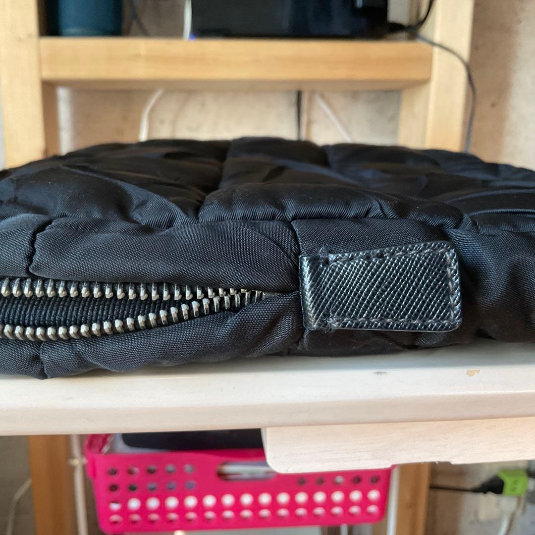 専用。お値下げました。PRADAメンズセカンドバッグ ポーチおまけ付き