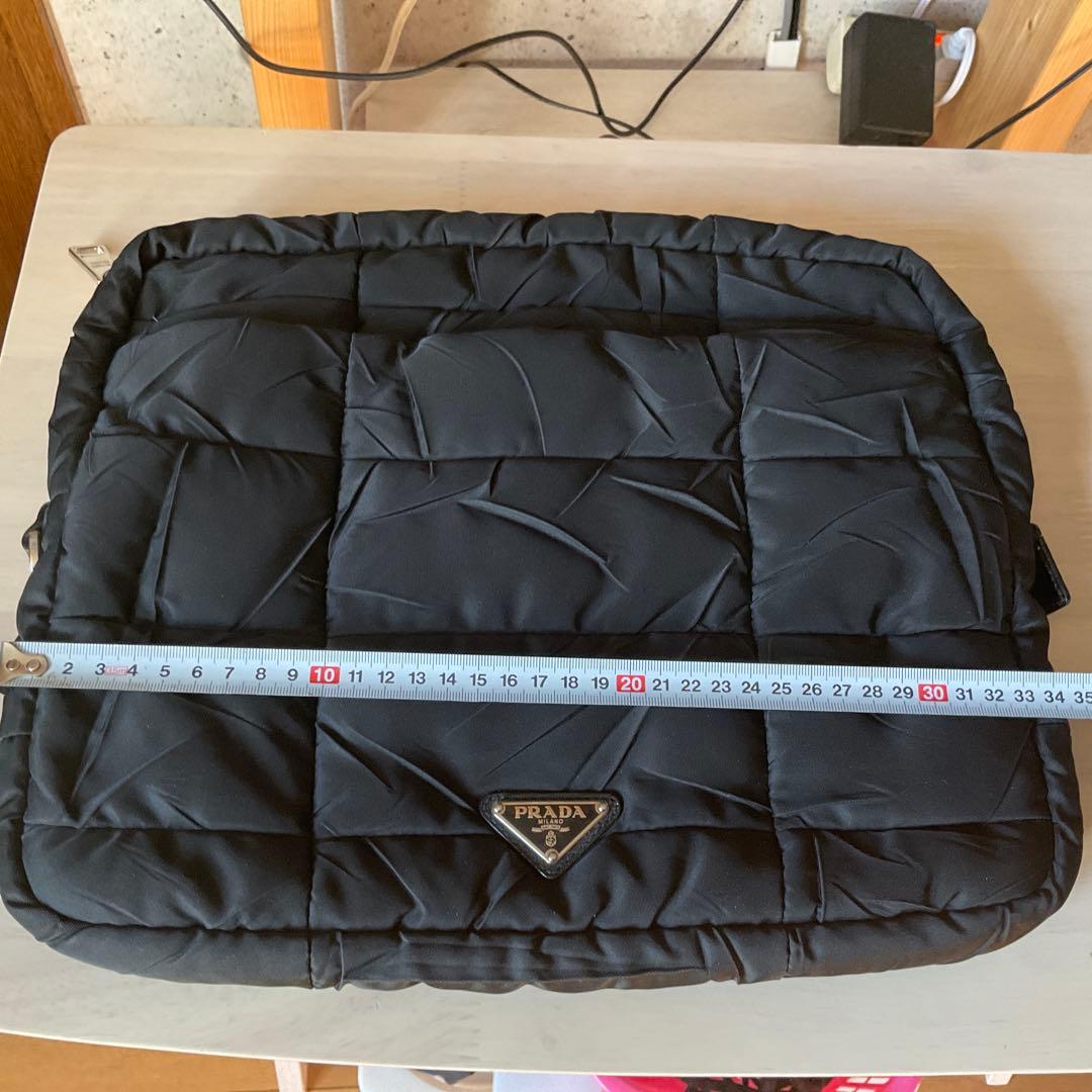 専用。お値下げました。PRADAメンズセカンドバッグ ポーチおまけ付き