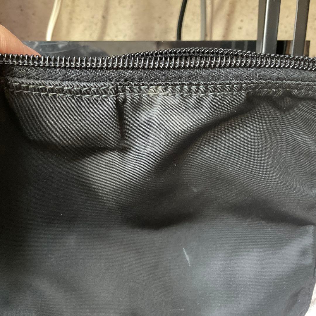 専用。お値下げました。PRADAメンズセカンドバッグ ポーチおまけ付き