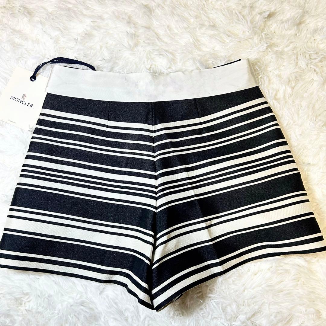 新品タグ付✨️モンクレール ショートパンツ ストライプ リボン 黒 白 40