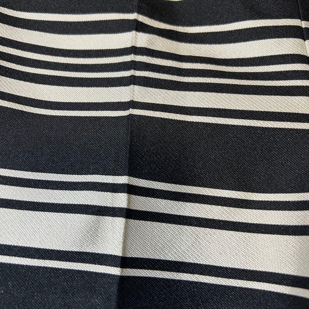 新品タグ付✨️モンクレール ショートパンツ ストライプ リボン 黒 白 40