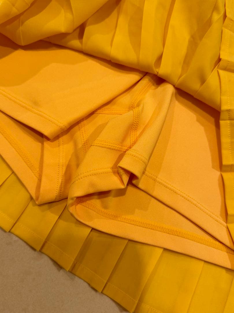 Sporty & Rich プリーツスカート S/M 黄色