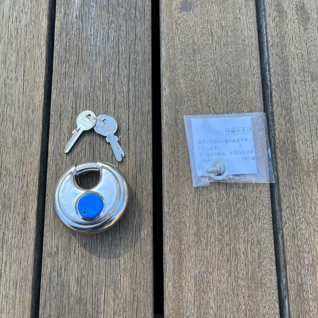 タイヤガード(錠商)