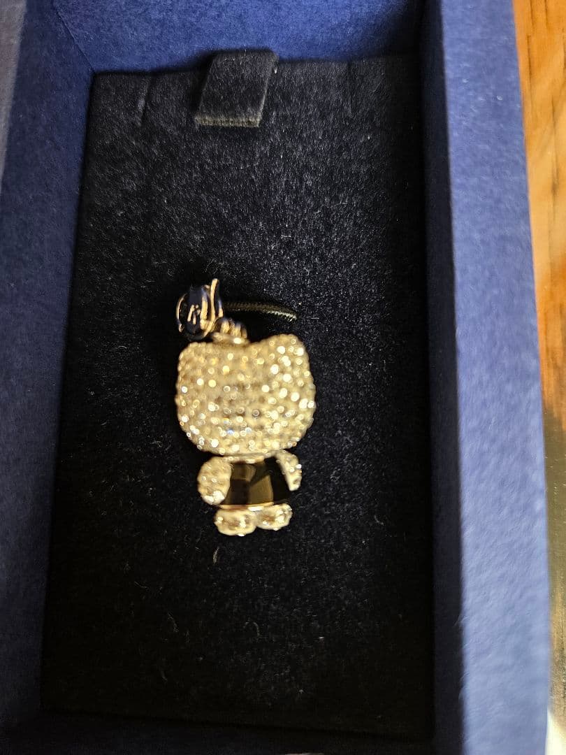 【新品保証書付】Swarovski ハローキティチャーム