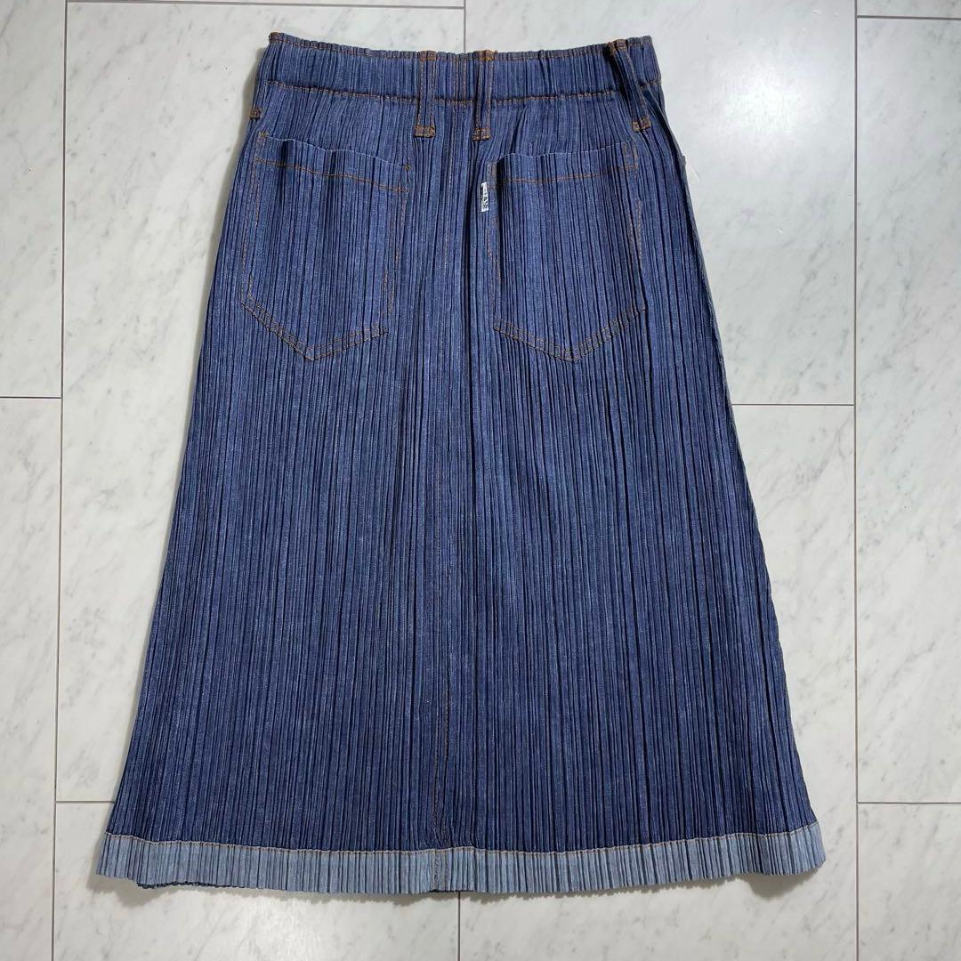 プリーツプリーズ イッセイミヤケ デニム調スカート 膝下丈 ポケット ステッチ