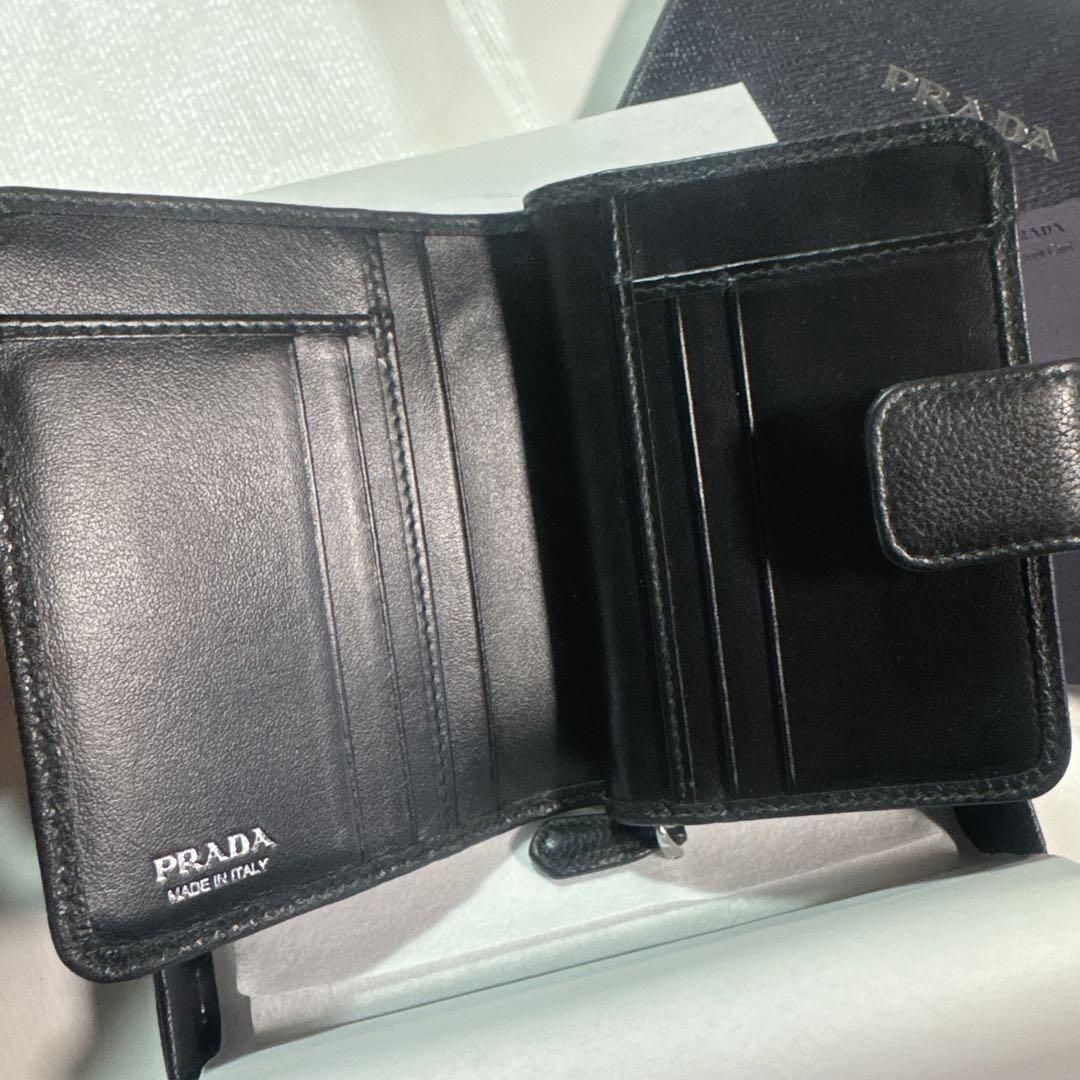 PRADA 現行品 ヴィッテロダイノレザー 二つ折り財布