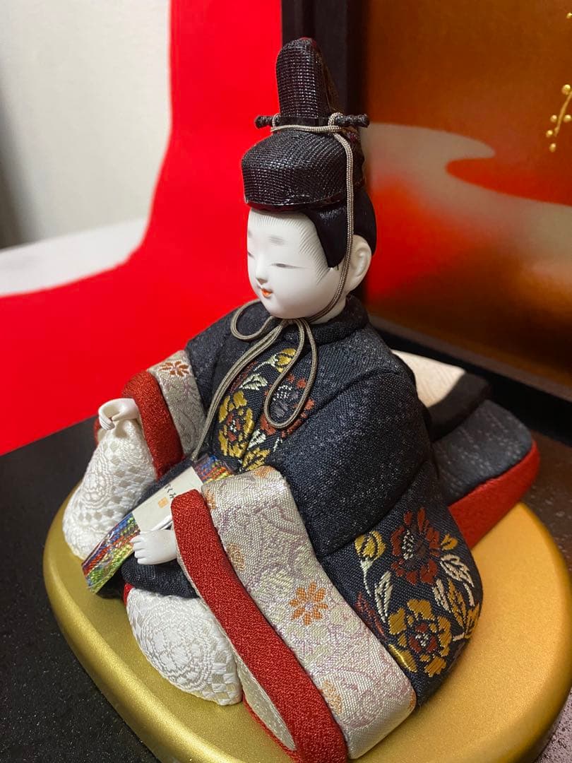 雛人形　草園作　木目込人形　親王飾り・サイズ間口約４７×奥行約３５×高さ約３２㎝