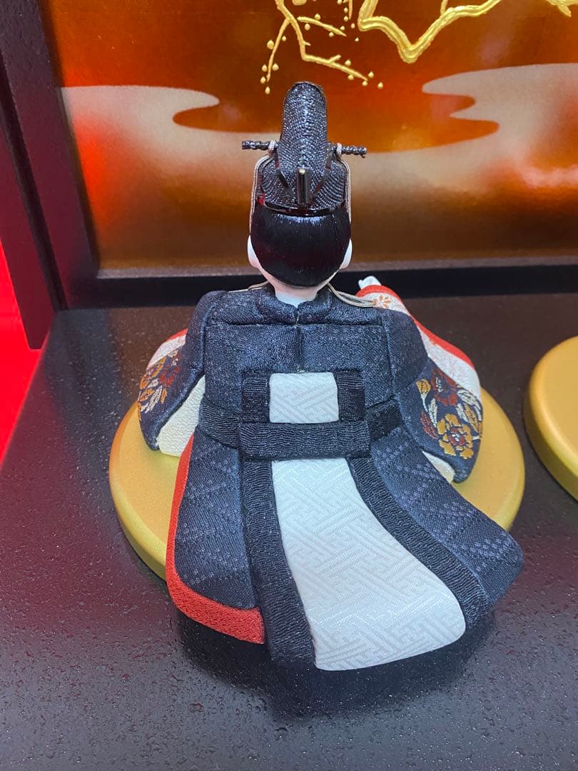 雛人形　草園作　木目込人形　親王飾り・サイズ間口約４７×奥行約３５×高さ約３２㎝