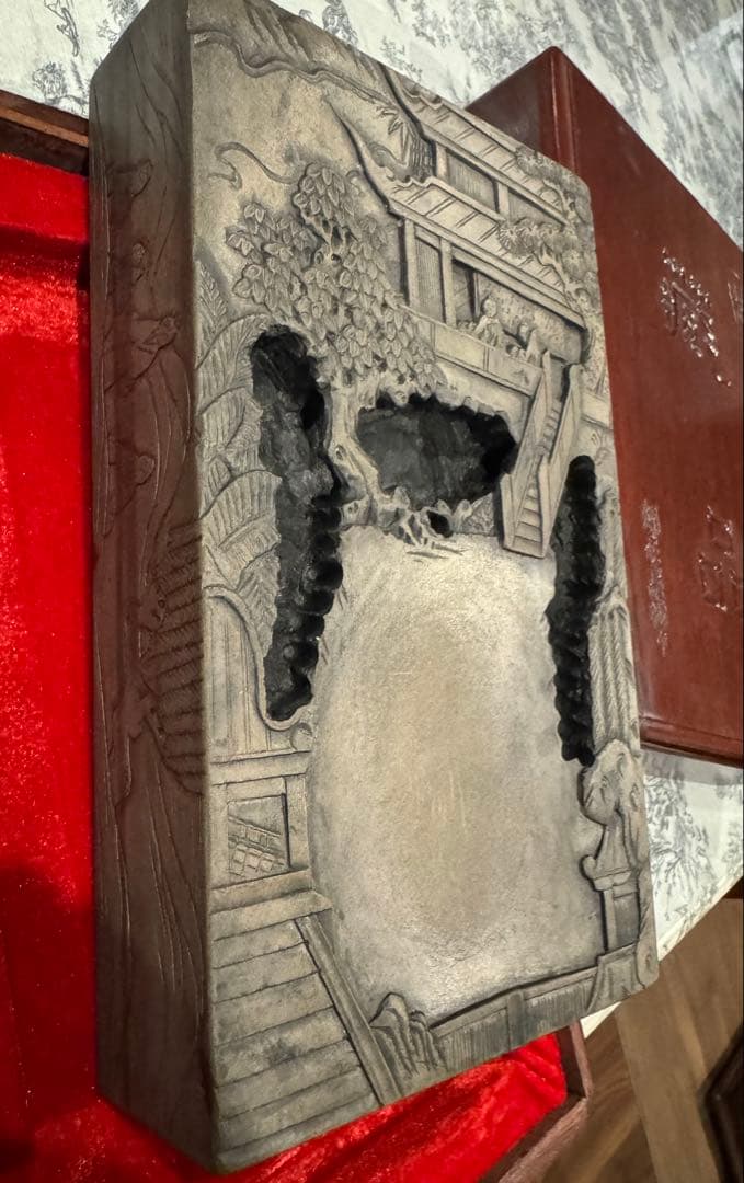 大型硯(木製収納木箱付)