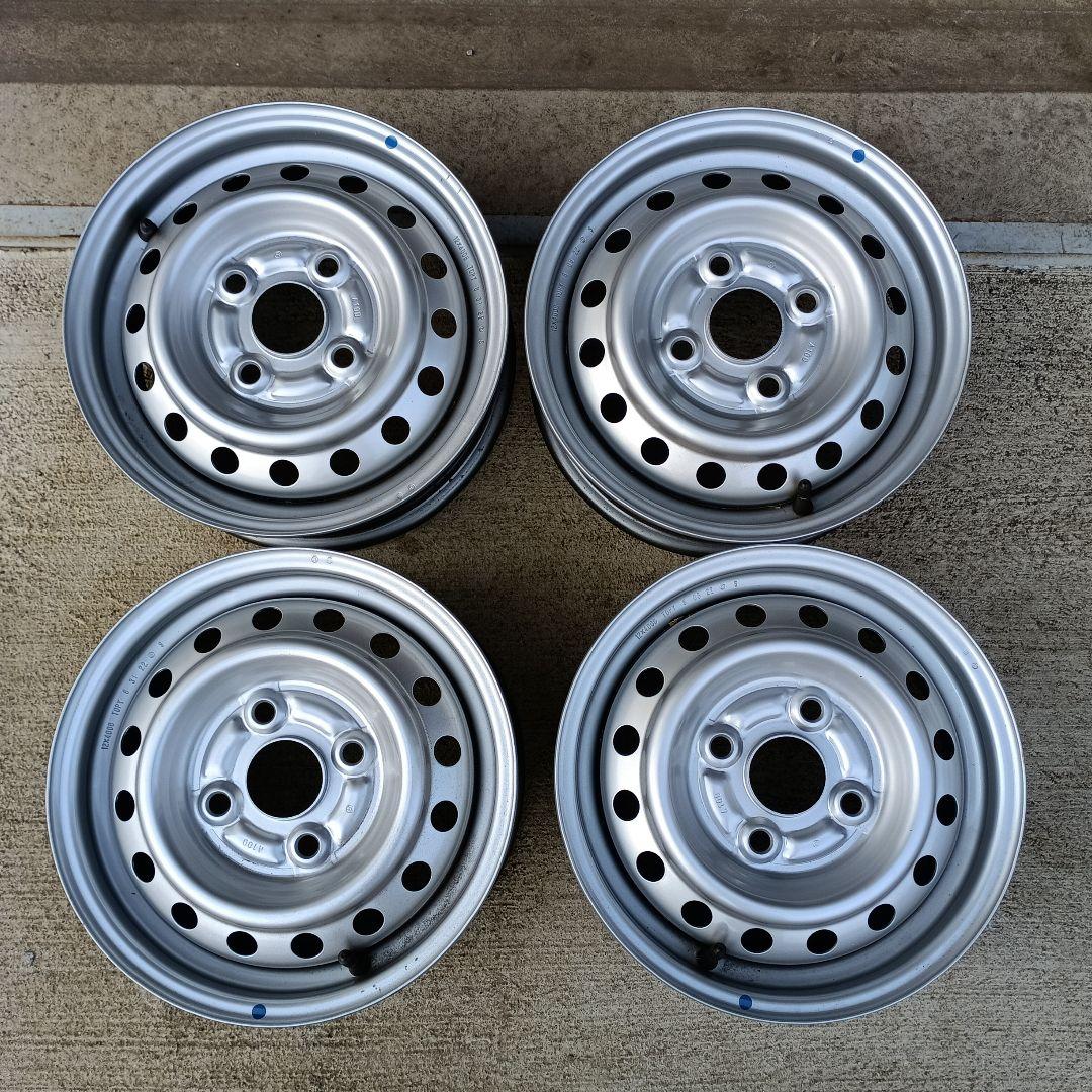 車両未装着　美品　スチールホイール 12インチ 4穴　PCD100 1度組込み品