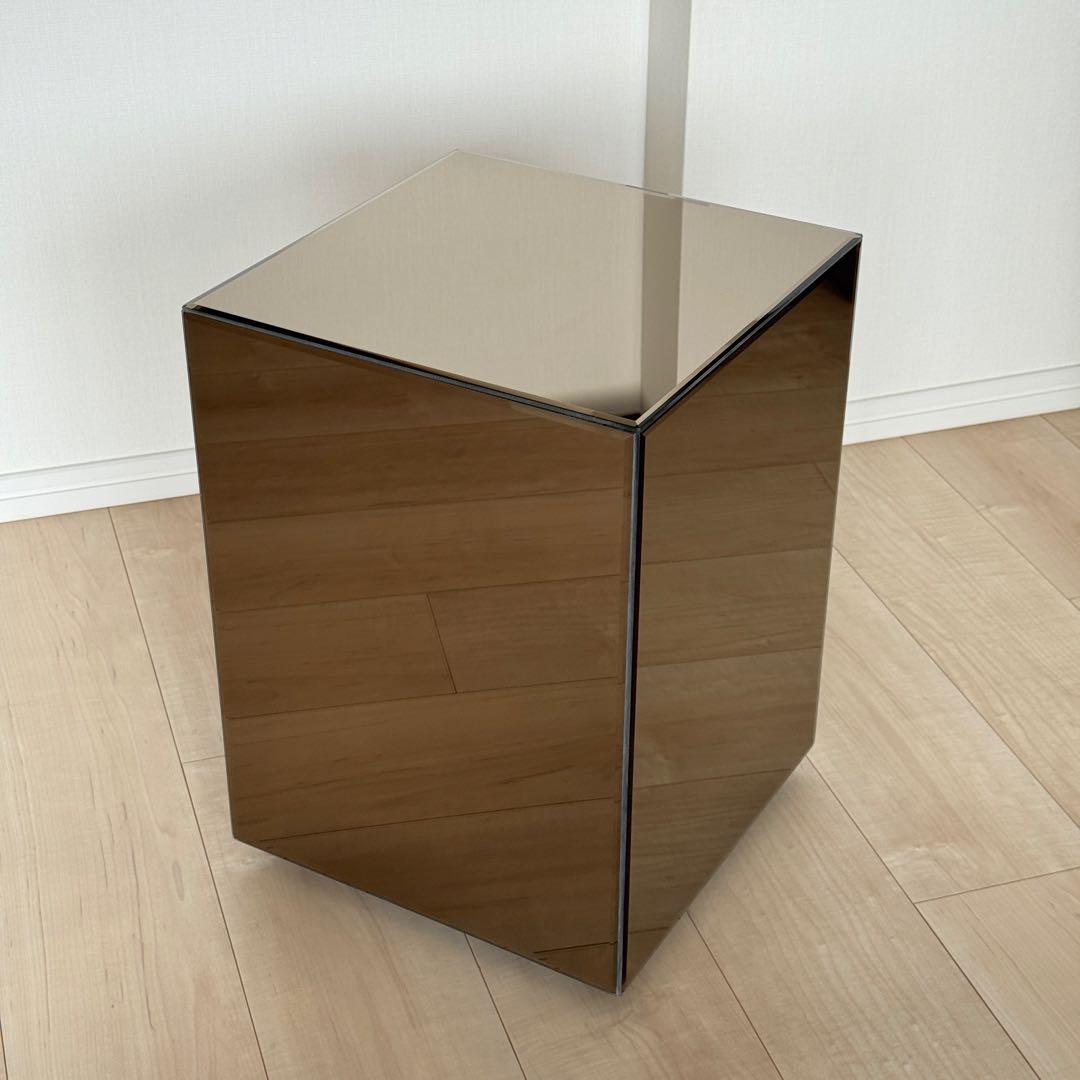 Block ミラーテーブル