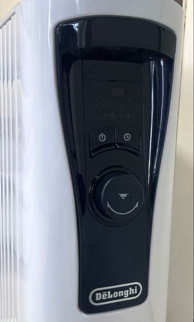 美品！デロンギ オイルヒーター RHJ65L0915 1500W 静音 省エネ