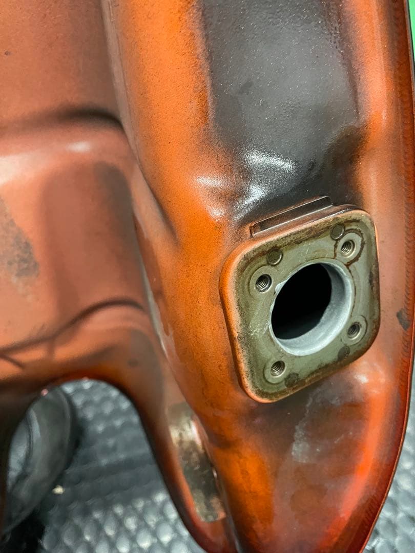 ゼファー750 ガソリンタンク