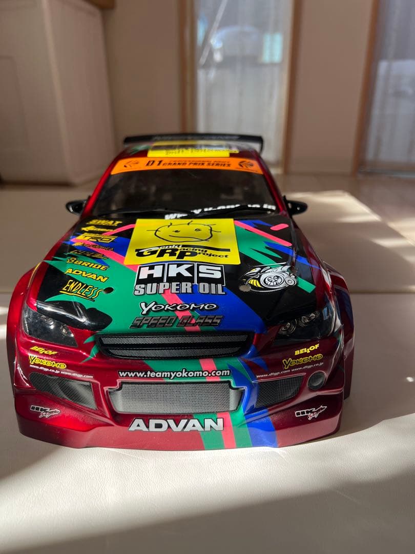 ヨコモHKS アルテッツァ ドリフトカー メタリックレッドボディー