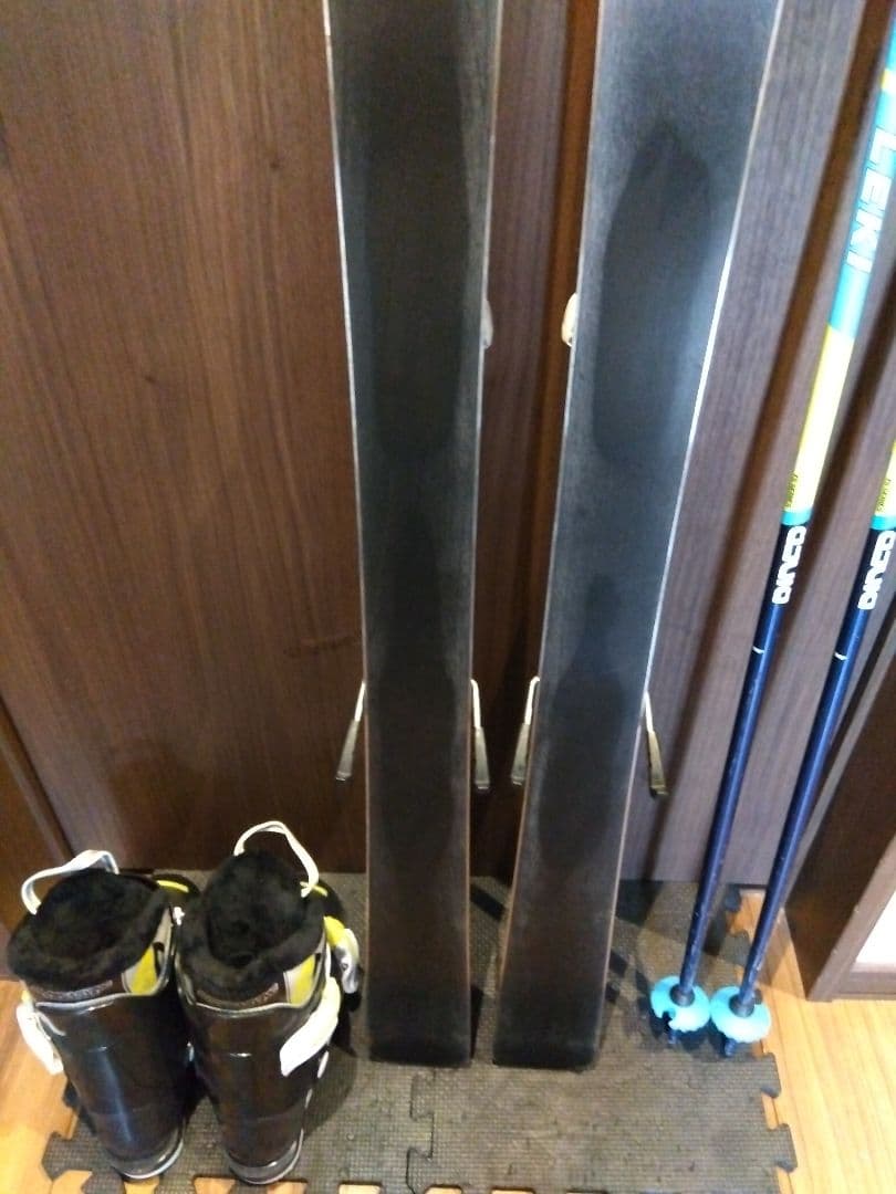 【送料無料】 CARVING 子供用 スキーセット メンテ・WAX済み✔