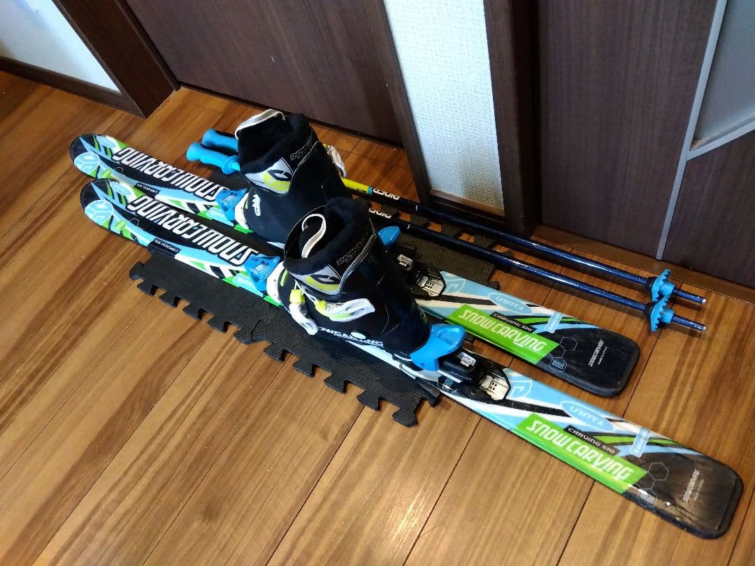 【送料無料】 CARVING 子供用 スキーセット メンテ・WAX済み✔