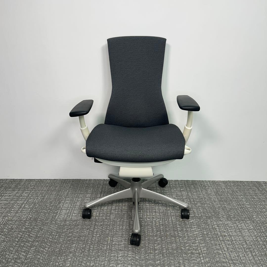 エンボディチェア 最高級 ハーマンミラー グレー　ホワイト Embody