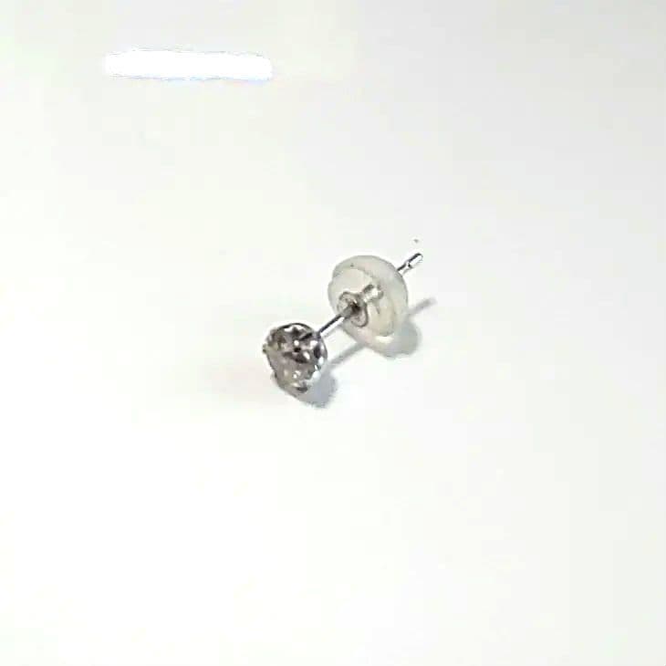 Pt900 天然ダイヤピアス【片耳】【鑑定カード付き】0.25ct