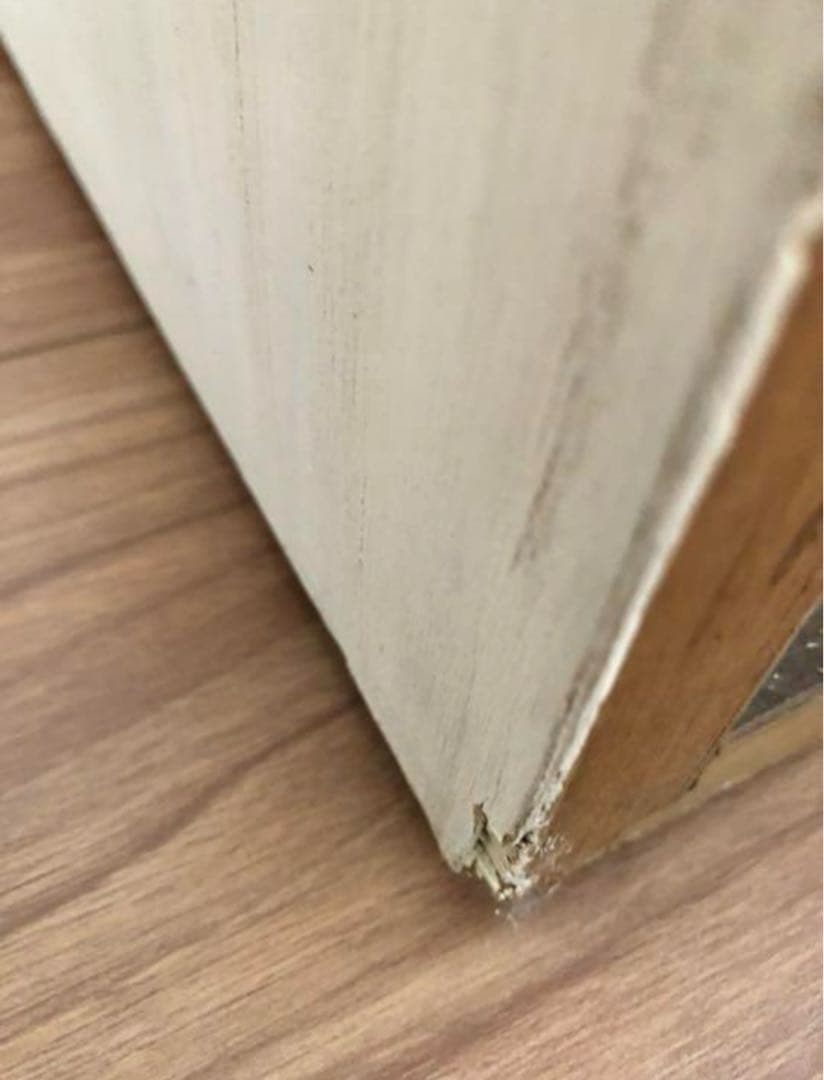 部屋置きにしたら結構いい　ブロカント　キャビネット