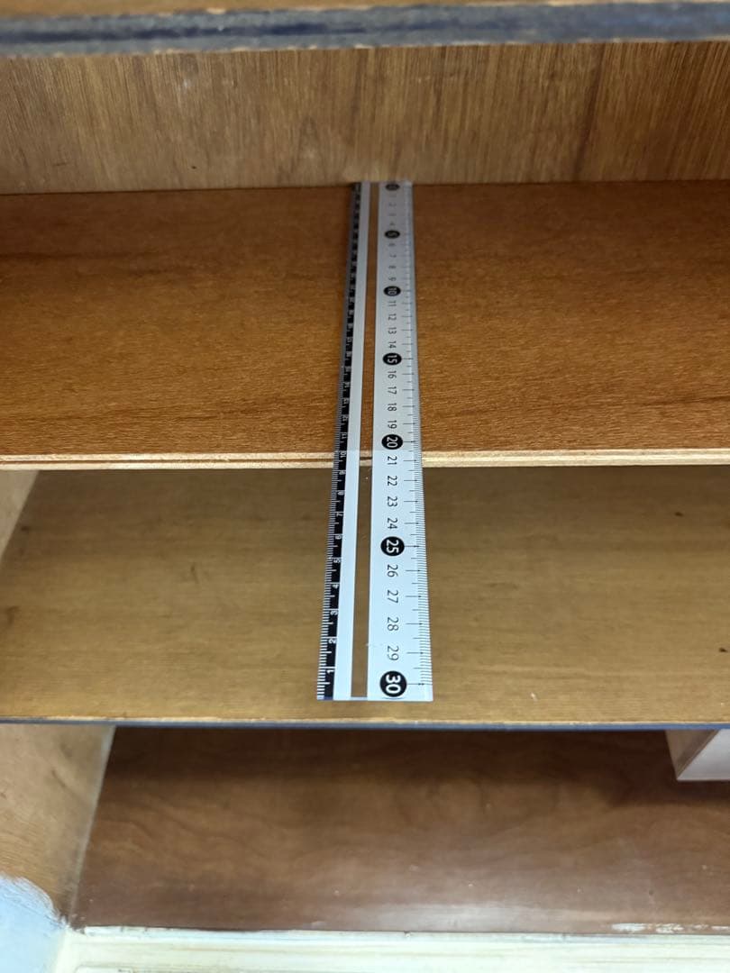 部屋置きにしたら結構いい　ブロカント　キャビネット