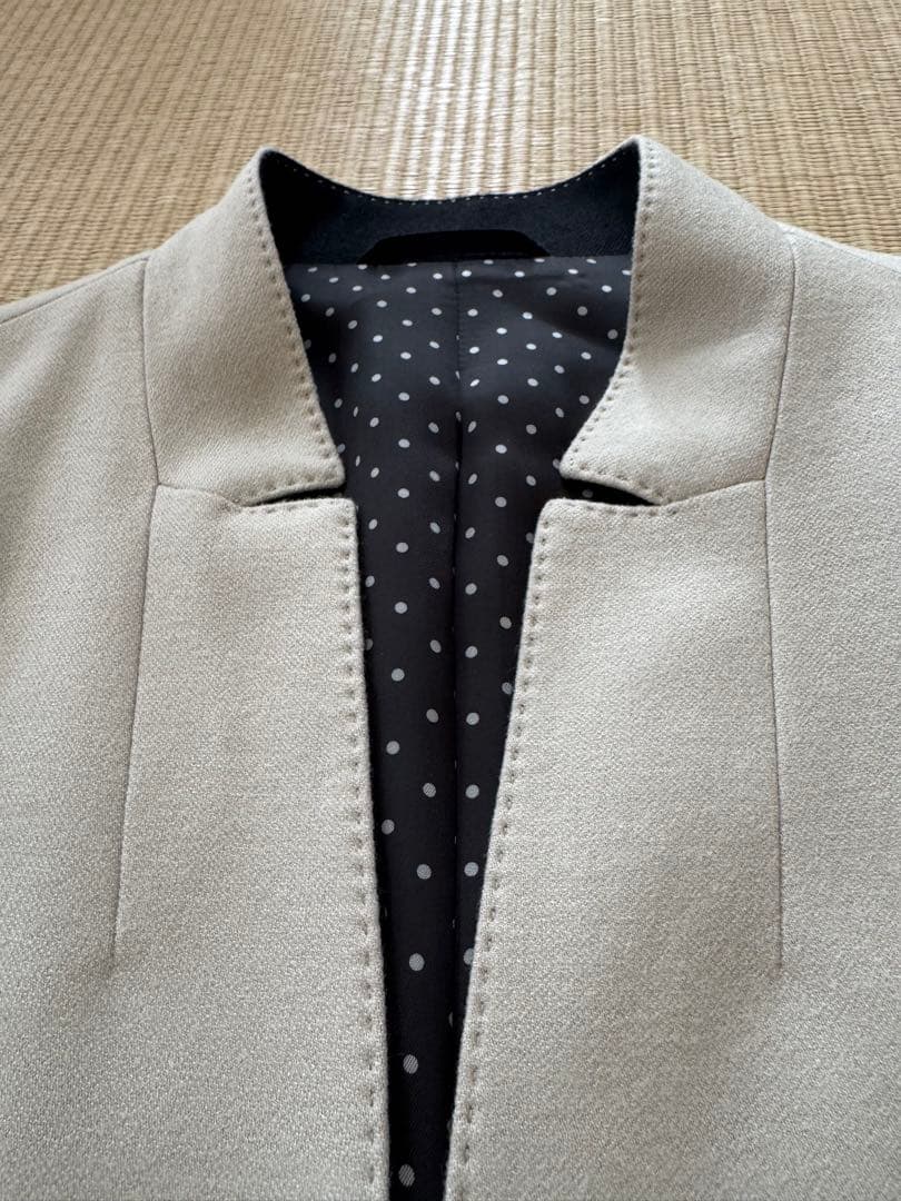 K.T KIYOKO KATASE ベージュ ノーカラージャケット【XLサイズ】