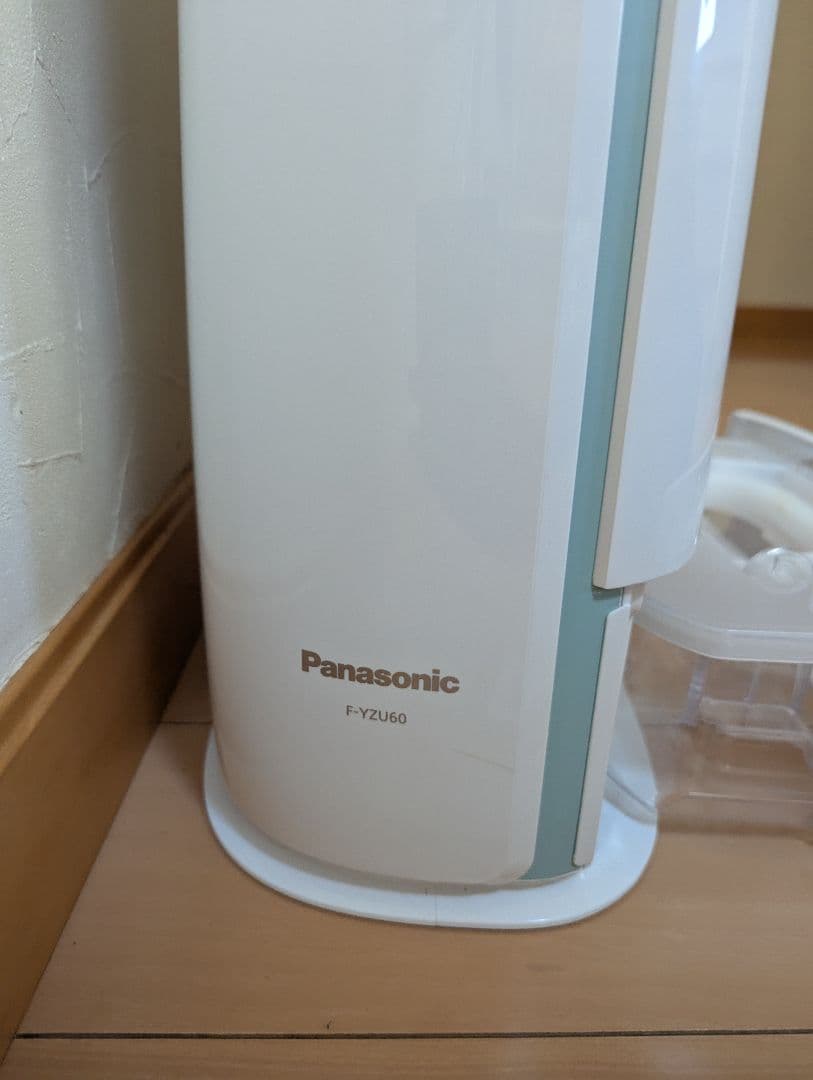 美品　パナソニック　衣類乾燥除湿機　F-YZU60