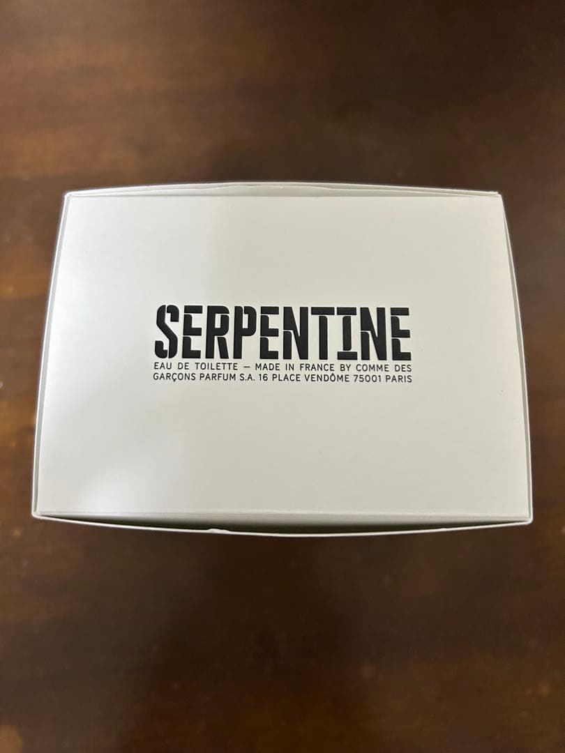 COMME des GARÇONS SERPENTINE ユニセックス香水