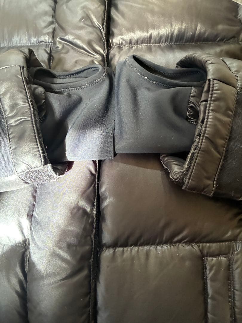 PRADA ダウンジャケット 三角プレート ブラック サイズ40